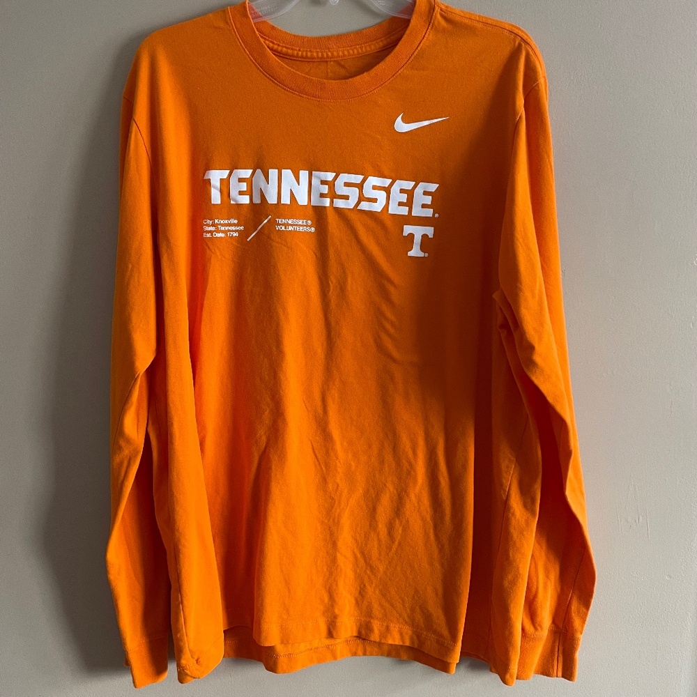 University of Tennessee long-sleeved tee, dri-fit, xl, Nike